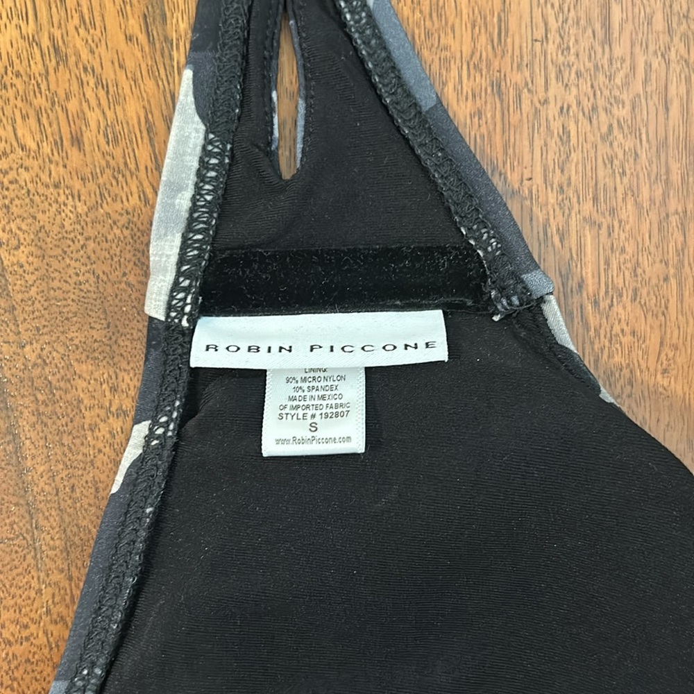 Robin Piccone Eden Halter Camo Bikini Top Black Camo  Small - Picture 4 of 6